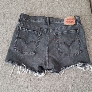 Levis Black Cutoff Denim Shorts Has Stretch Size 32 EUC